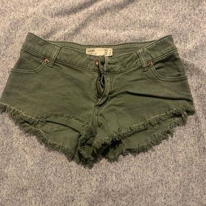 Olive green cotton on shorts